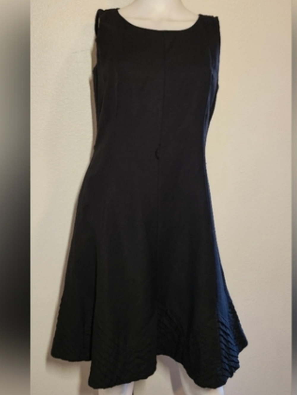 Calvin Klein Black Linen Blend A-Line Dress Size 10 Sleeveless Pleated Hem